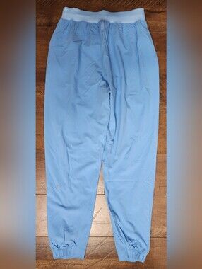 Lululemon License To Train HR Pant, Size 6